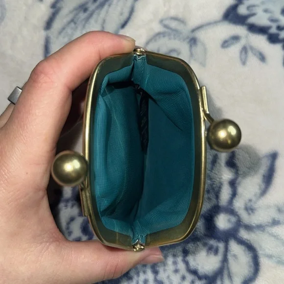 Fossil Teal Coin Purse with Hedgehog Design - Picture 4 of 4